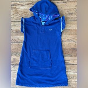 Vineyard vines girls swim coverup 5T, navy with fluttered sleeves